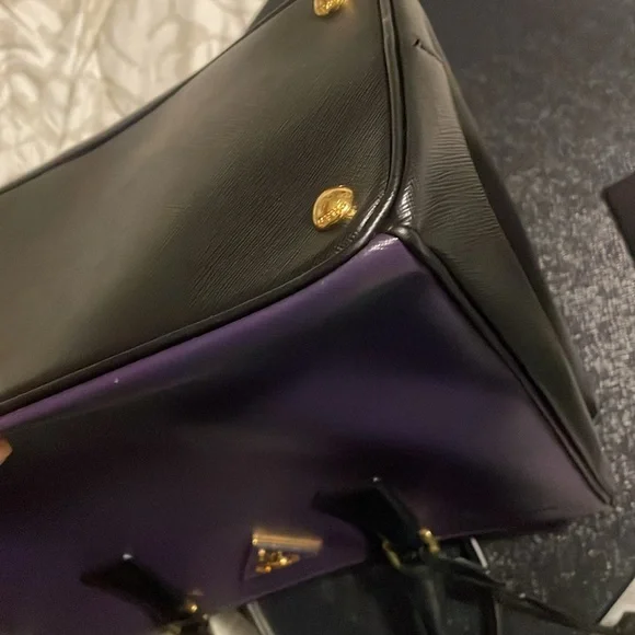 Large Prada Galleria Saffiano Leather Bag - Picture 13 of 15